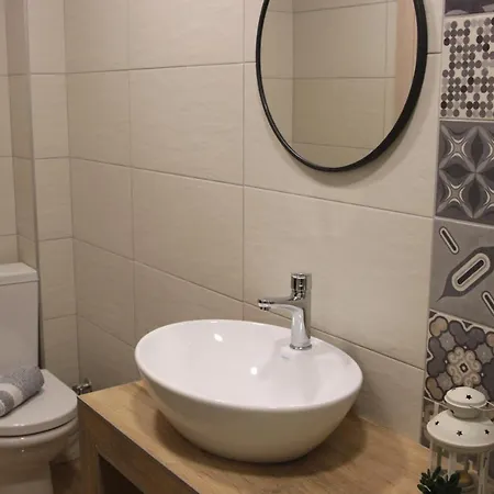 Hotel apartamentowy House Ekton Pefkari