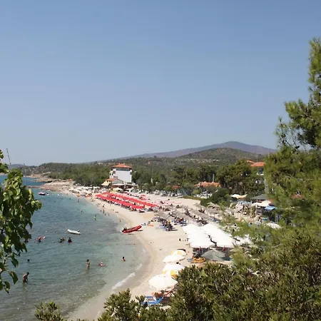 Ξενοδοχείο με διαμερίσματα House Ekton 3*