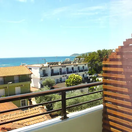 Hotel apartamentowy House Ekton 3*