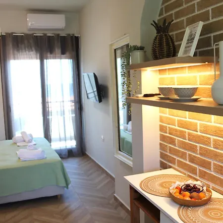House Ekton 3* Pefkari