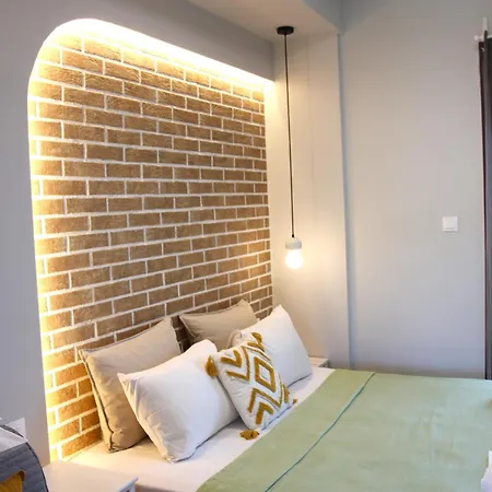 House Ekton 3* Пефкари